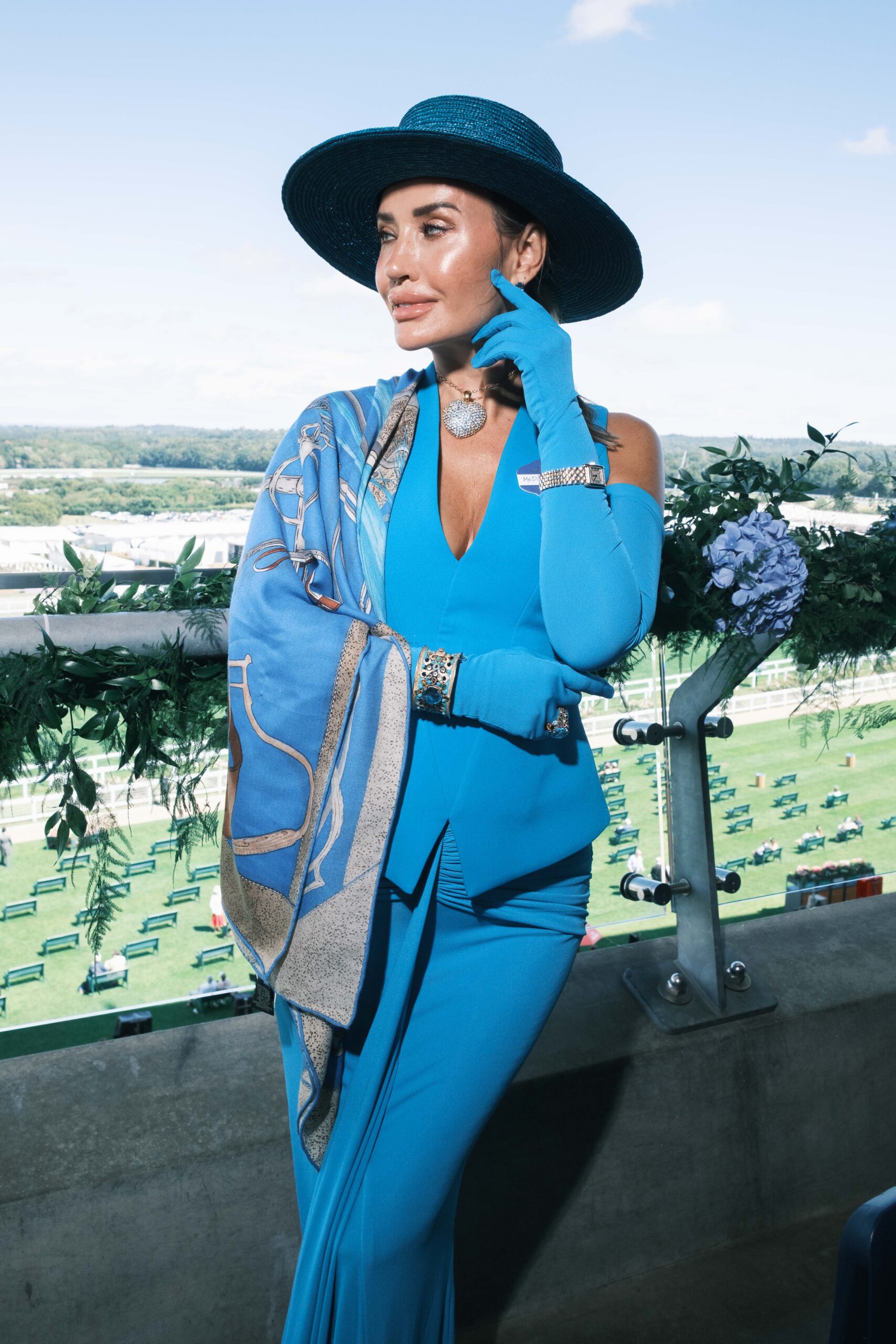 ASCOT WEDNESDAY BY GEORGE ON A BAOT-5255